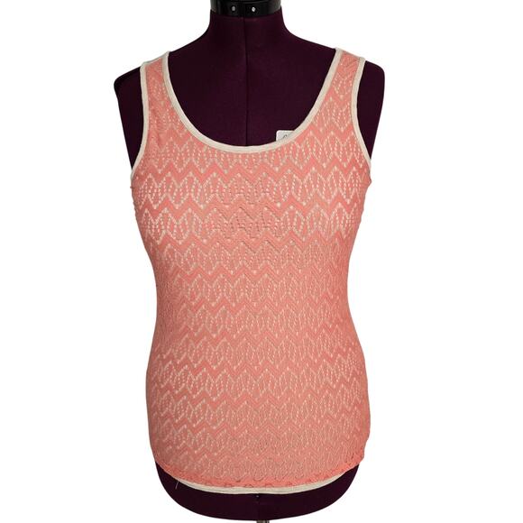 Women's Maurices Coral Crochet Overlay Beige Tank Top | Size Medium - Picture 1 of 11